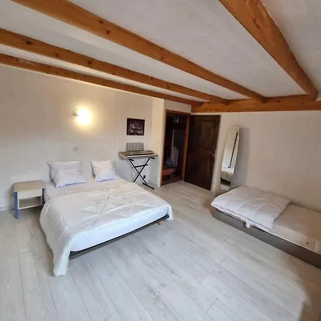 펜션 Grande Maison De Village Avec Piscine Chauffee *